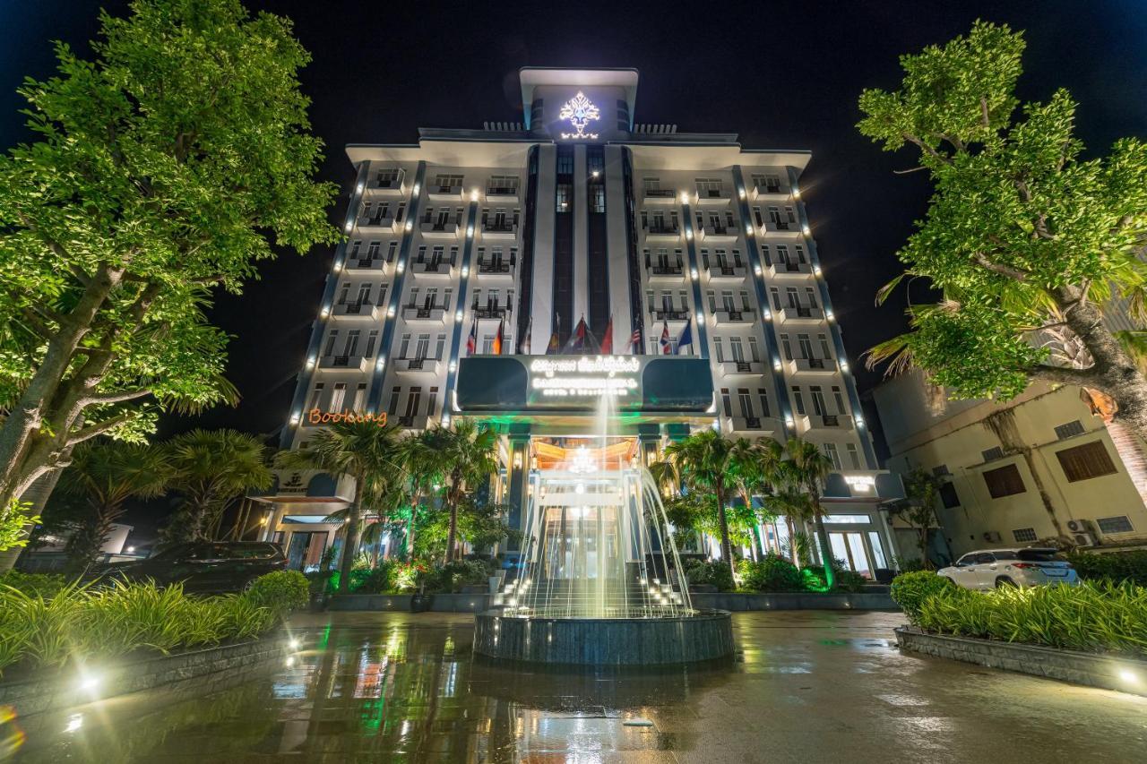 กำปงธม รอยัล โฮเต็ล Hotel ภายนอก รูปภาพ